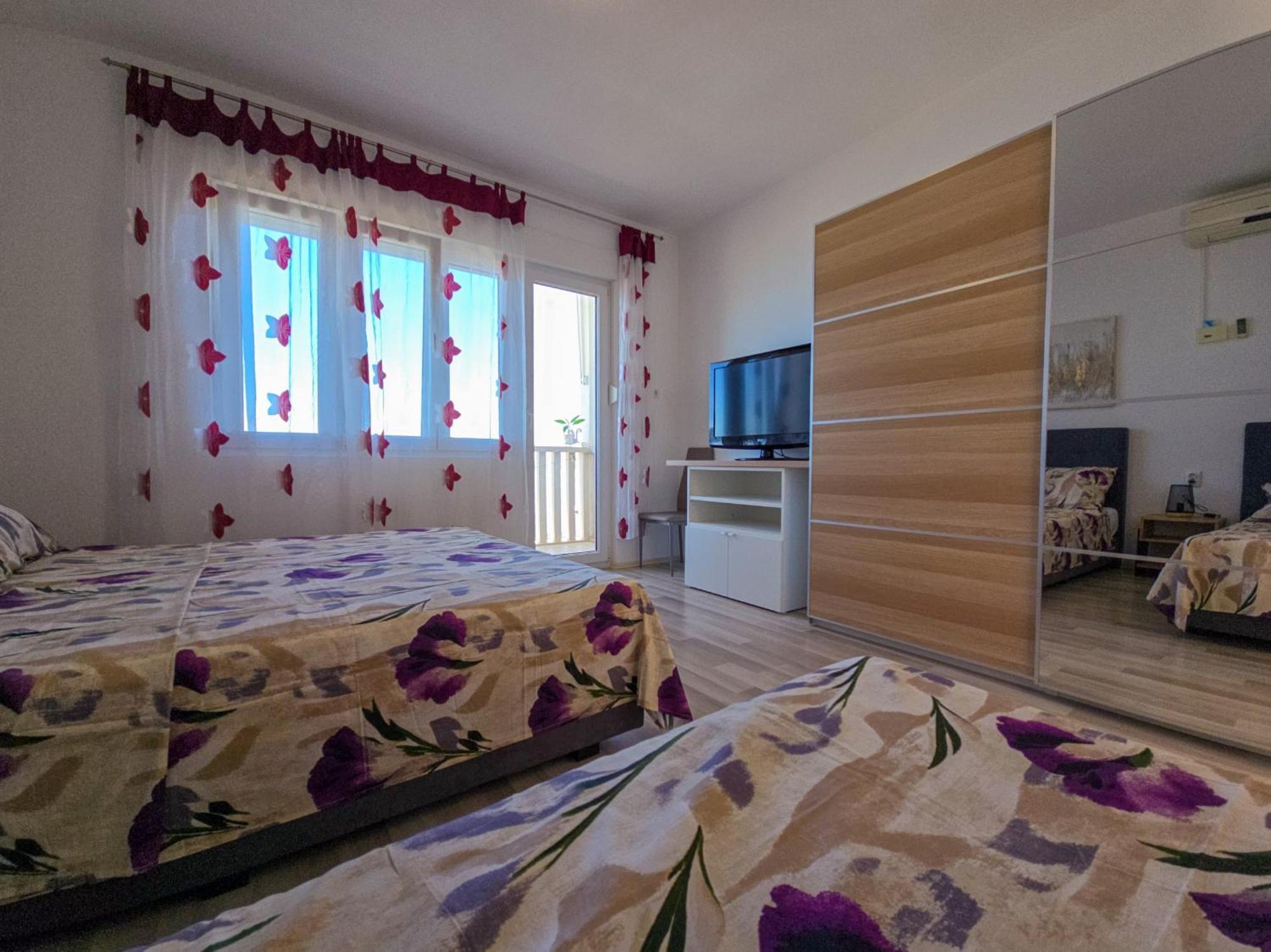 Apartments Neda Omiš Zewnętrze zdjęcie