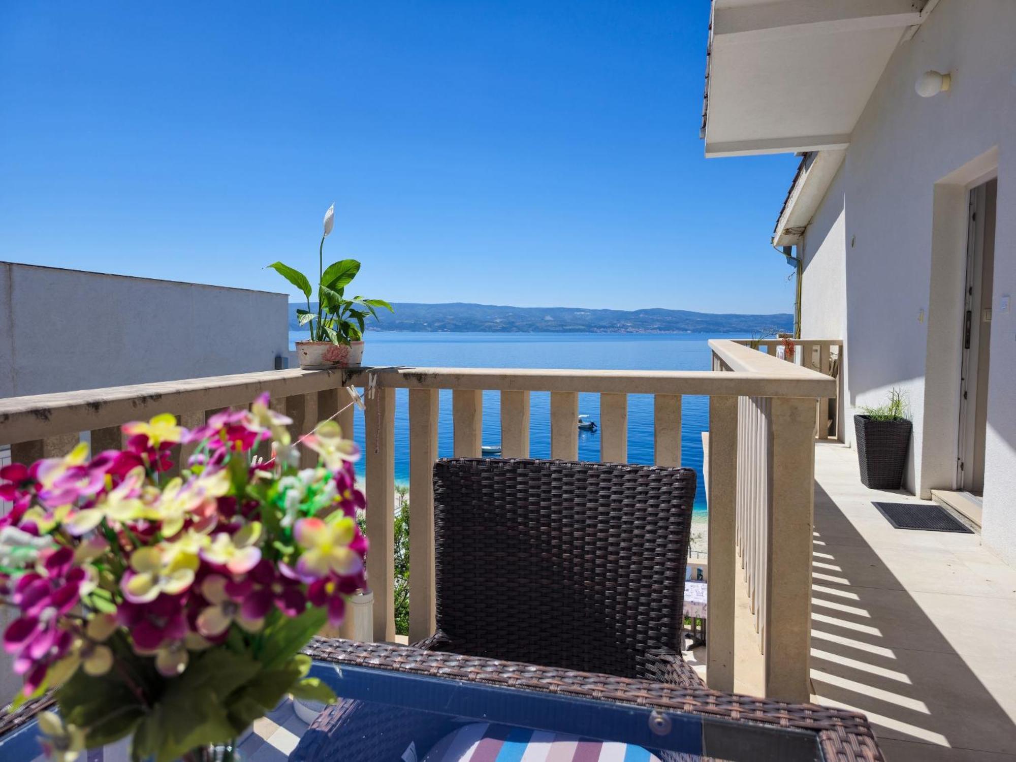 Apartments Neda Omiš Zewnętrze zdjęcie